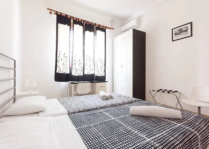 Blanc Bed & Breakfast *